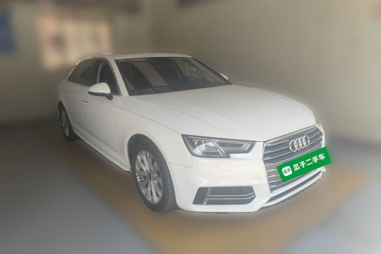 Used Audi A4L 2019 40 TFSI Ambition China VI Front Right 45 Deg