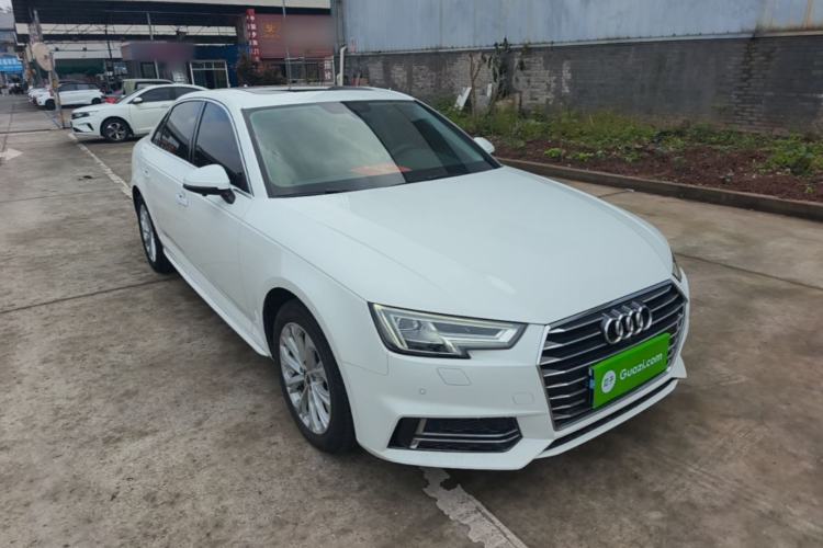 Used Audi A4L 2019 40 TFSI Ambition China VI Front Right 45 Deg