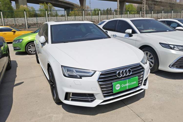 Used Audi A4L 2019 40 TFSI Ambition China VI Front Right 45 Deg