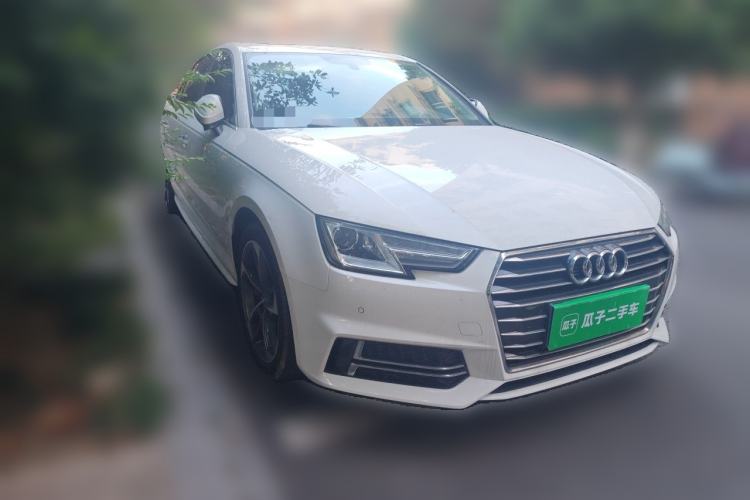 Used Audi A4L 2019 40 TFSI Ambition Version China V Front Right 45 Deg