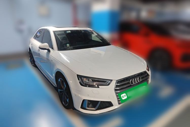 Used Audi A4L 2019 40 TFSI Sporty Version China VI Front Right 45 Deg