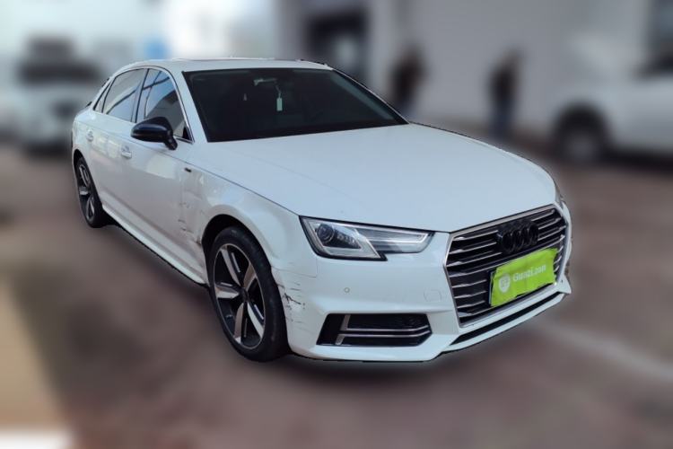 Used Audi A4L 2019 40 TFSI Ambition China VI Front Right 45 Deg