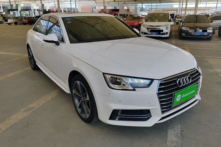 Used Audi A4L 2019 40 TFSI Ambition China VI Front Right 45 Deg