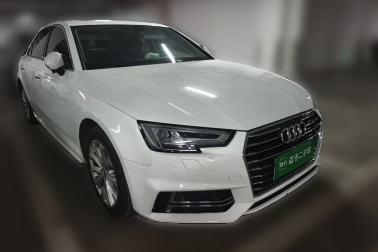 Used Audi A4L 2019 40 TFSI Ambition Version China V Front Right 45 Deg