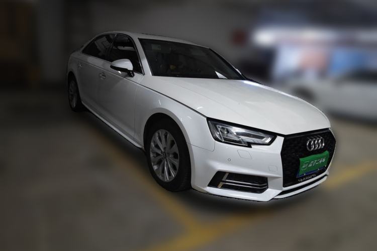 Used Audi A4L 2019 40 TFSI Ambition Version China V Front Right 45 Deg
