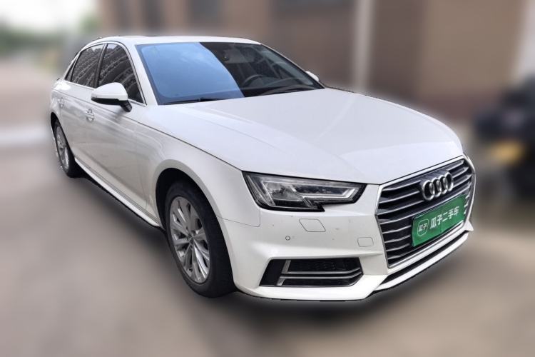 Used Audi A4L 2019 40 TFSI Ambition China VI Front Right 45 Deg