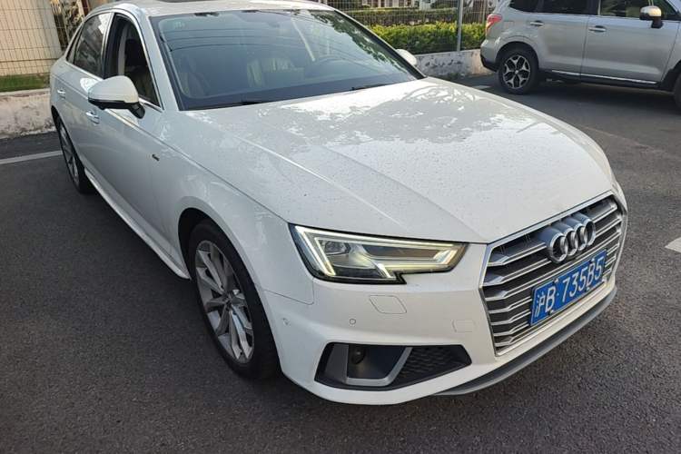 Used Audi A4L 2019 40 TFSI Fashion Version China V Front Right 45 Deg