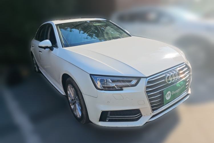Used Audi A4L 2019 40 TFSI Ambition China VI Front Right 45 Deg