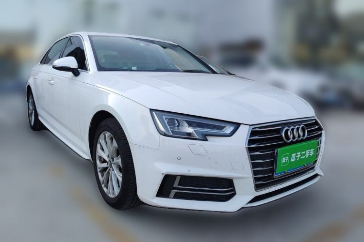 Used Audi A4L 2019 40 TFSI Ambition Version China V Front Right 45 Deg
