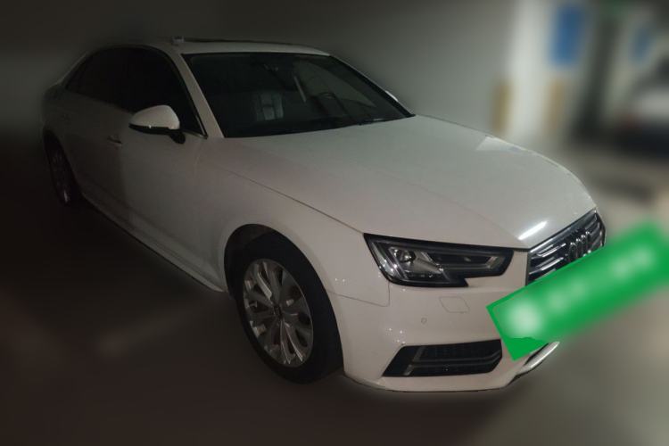 Used Audi A4L 2019 40 TFSI Ambition China VI Front Right 45 Deg