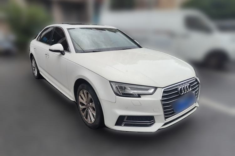 Used Audi A4L 2019 40 TFSI Ambition China VI Front Right 45 Deg