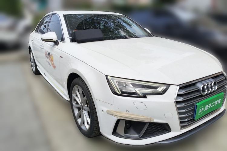 Used Audi A4L 2019 40 TFSI Fashion Version China V Front Right 45 Deg