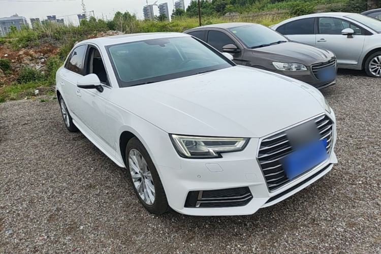 Used Audi A4L 2019 40 TFSI Ambition China VI Front Right 45 Deg