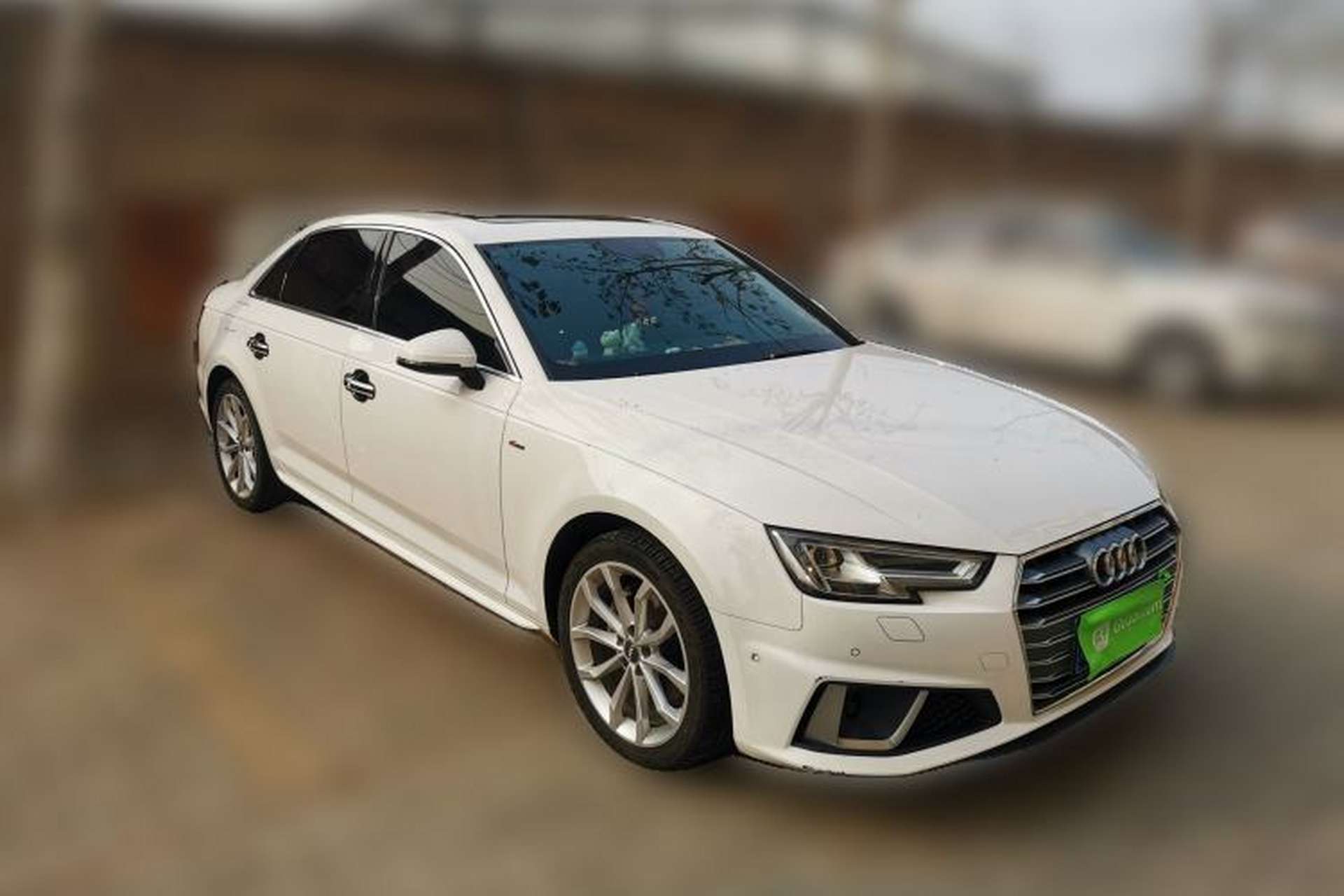 Used Audi A4L 2019 40 TFSI Fashion Edition China VI Emission Standard Front Right 45 Deg