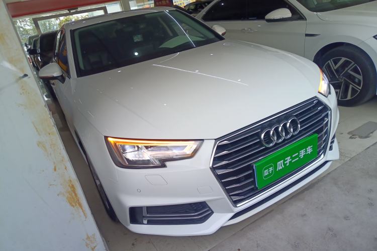 Used Audi A4L 2019 40 TFSI Ambition Version China V Front Right 45 Deg