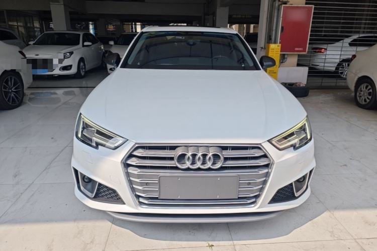 Used Audi A4L 2019 40 TFSI Fashion Edition China VI Emission Standard Front