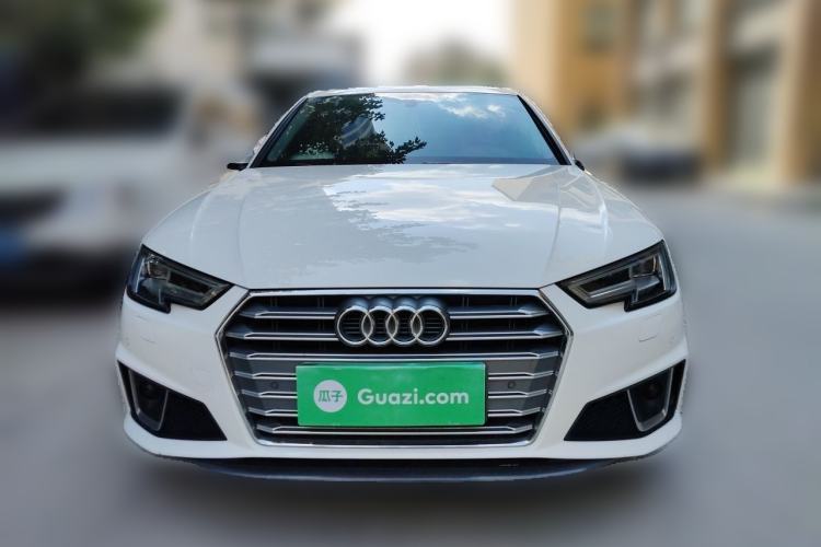 Used Audi A4L 2019 40 TFSI Fashion Edition China VI Emission Standard Front