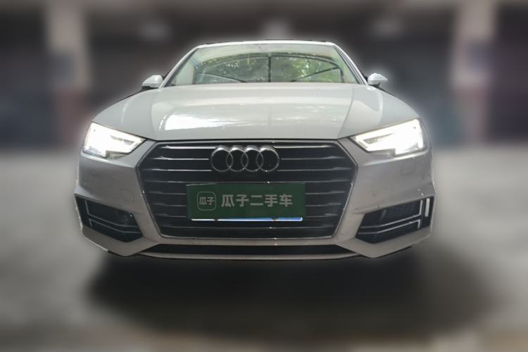 Used Audi A4L 2019 40 TFSI Ambition China VI Front