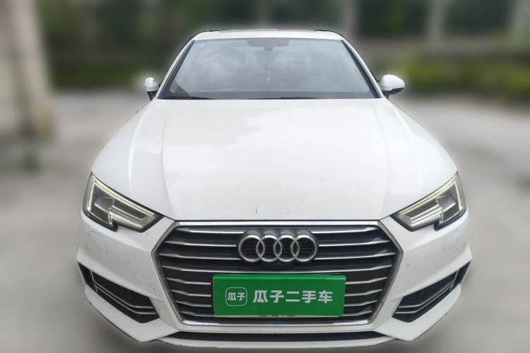 Used Audi A4L 2019 40 TFSI Ambition China VI Front
