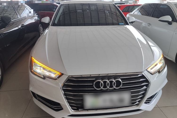 Used Audi A4L 2019 40 TFSI Ambition China VI Front