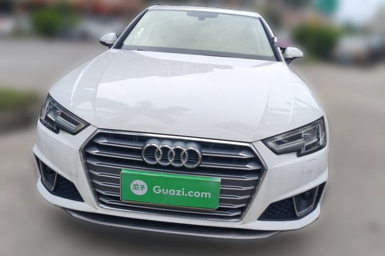 Used Audi A4L 2019 40 TFSI Fashion Edition China VI Emission Standard Front