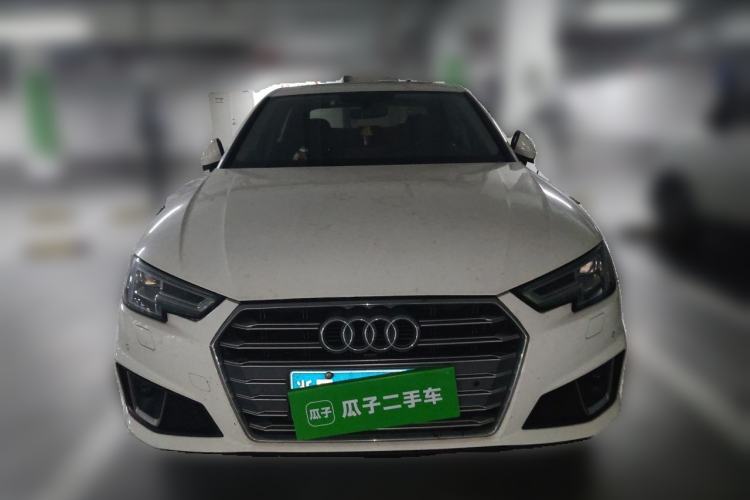 Used Audi A4L 2019 40 TFSI Fashion Edition China VI Emission Standard Front