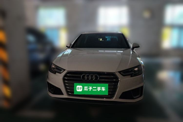 Used Audi A4L 2019 40 TFSI Fashion Edition China VI Emission Standard Front