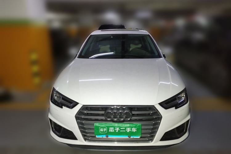 Used Audi A4L 2019 40 TFSI Fashion Edition China VI Emission Standard Front