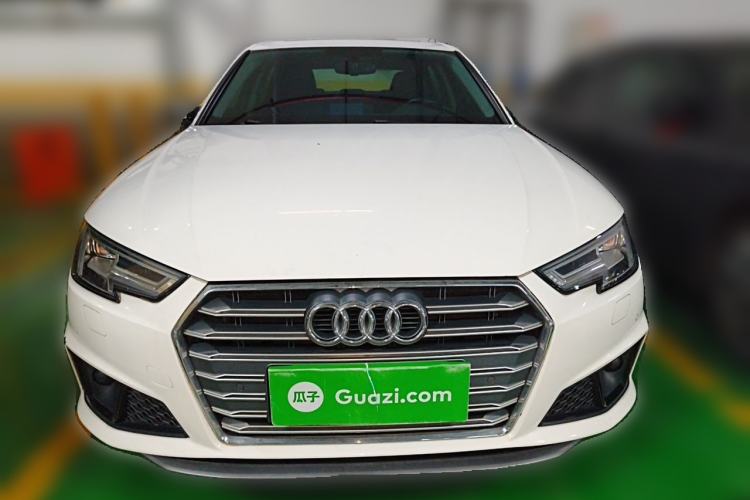 Used Audi A4L 2019 40 TFSI Fashion Edition China VI Emission Standard Front