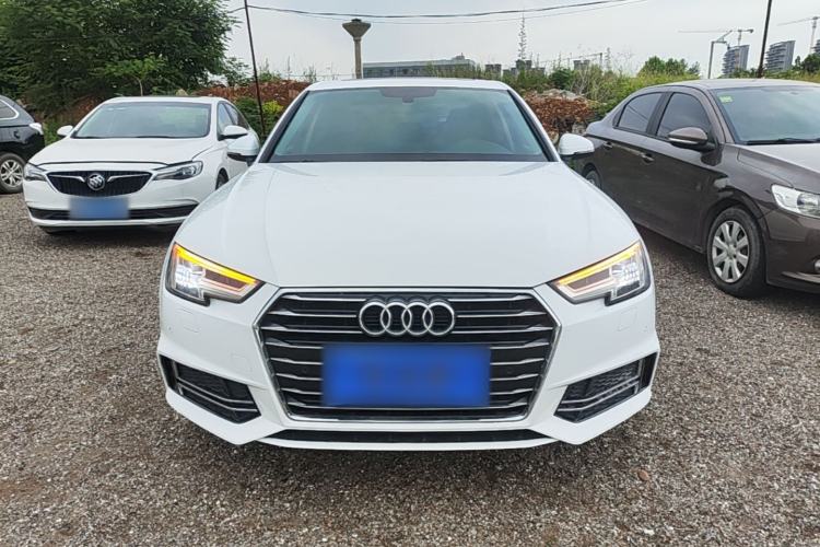 Used Audi A4L 2019 40 TFSI Ambition China VI Front