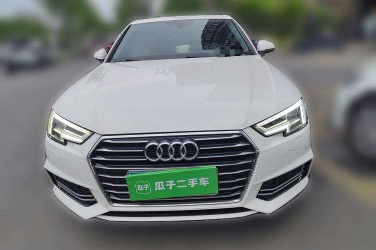 Used Audi A4L 2019 40 TFSI Ambition China VI Front