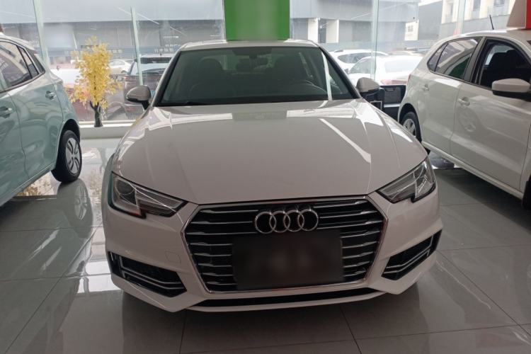 Used Audi A4L 2019 35 TFSI Ambition China VI Front