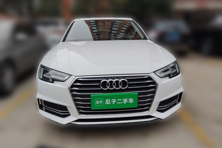 Used Audi A4L 2019 40 TFSI Ambition China VI Front