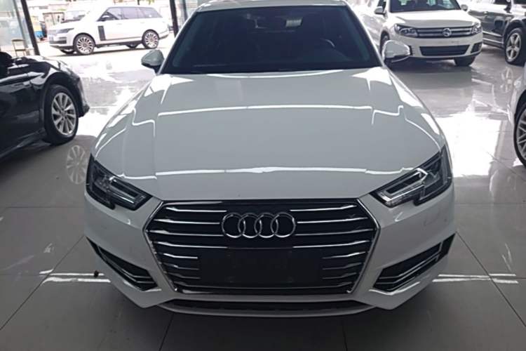 Used Audi A4L 2019 40 TFSI Ambition China VI Front