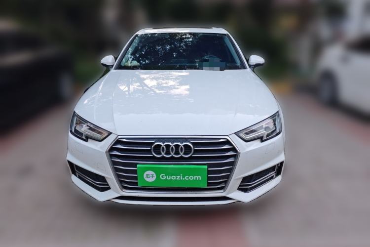 Used Audi A4L 2019 40 TFSI Ambition China VI Front