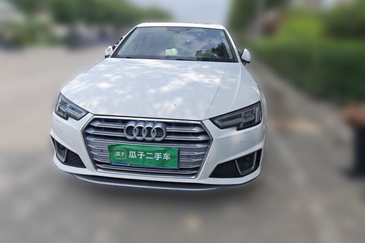 Used Audi A4L 2019 40 TFSI Fashion Edition China VI Emission Standard Front