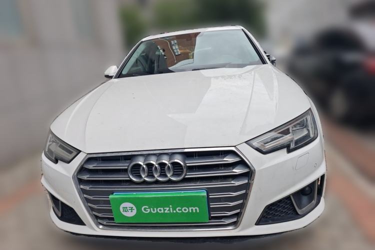 Used Audi A4L 2019 40 TFSI Fashion Edition China VI Emission Standard Front