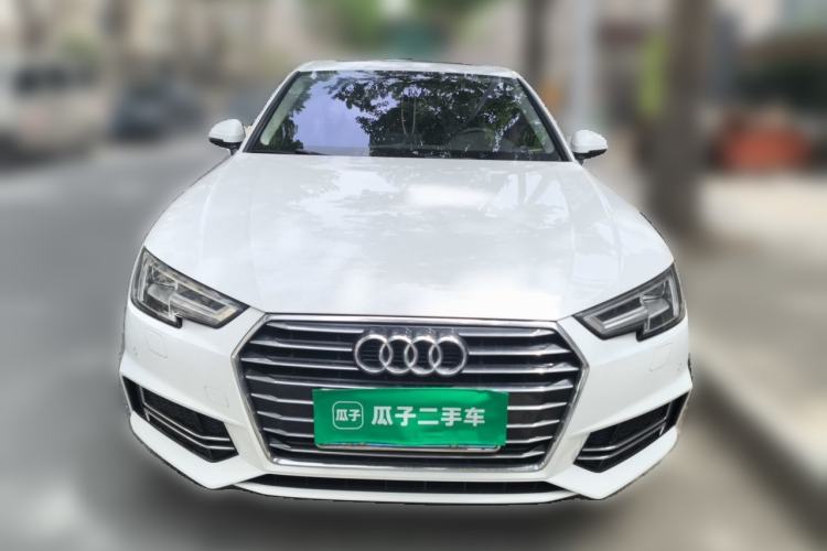 Used Audi A4L 2019 40 TFSI Ambition China VI Front