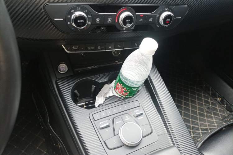 Used Audi A4L 2019 40 TFSI Ambition China VI Gear Lever