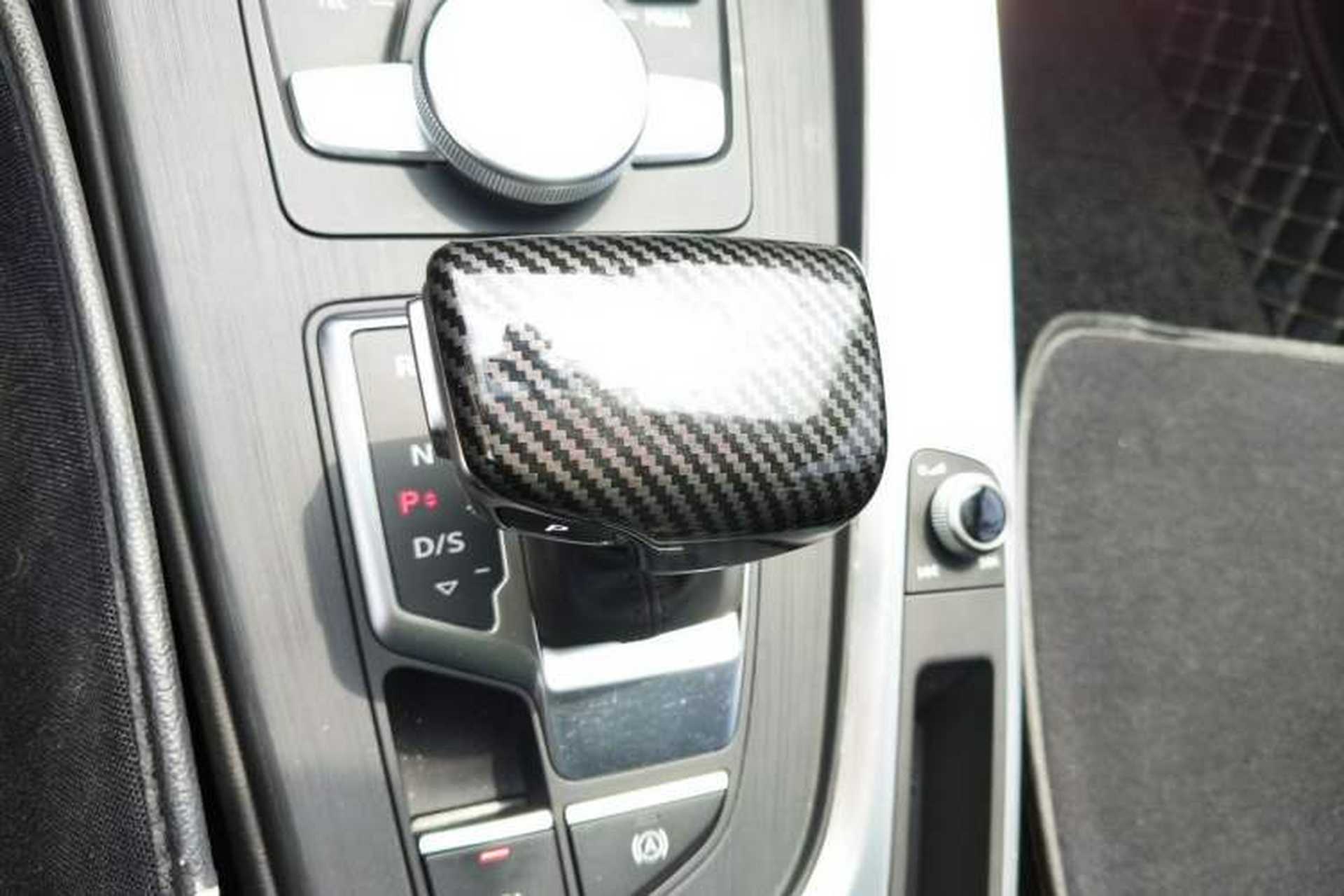 Used Audi A4L 2019 40 TFSI Fashion Version China V Gear Lever