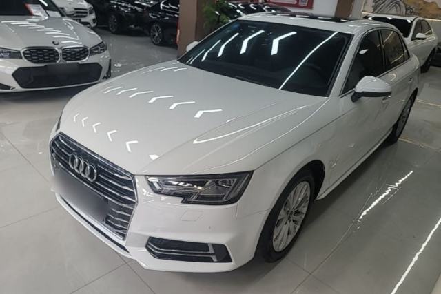 Audi A4L 2019 40 TFSI Ambition China VI с пробегом