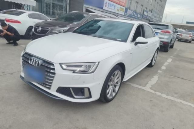 Used Audi A4L 2019 40 TFSI Fashion Edition China VI Emission Standard