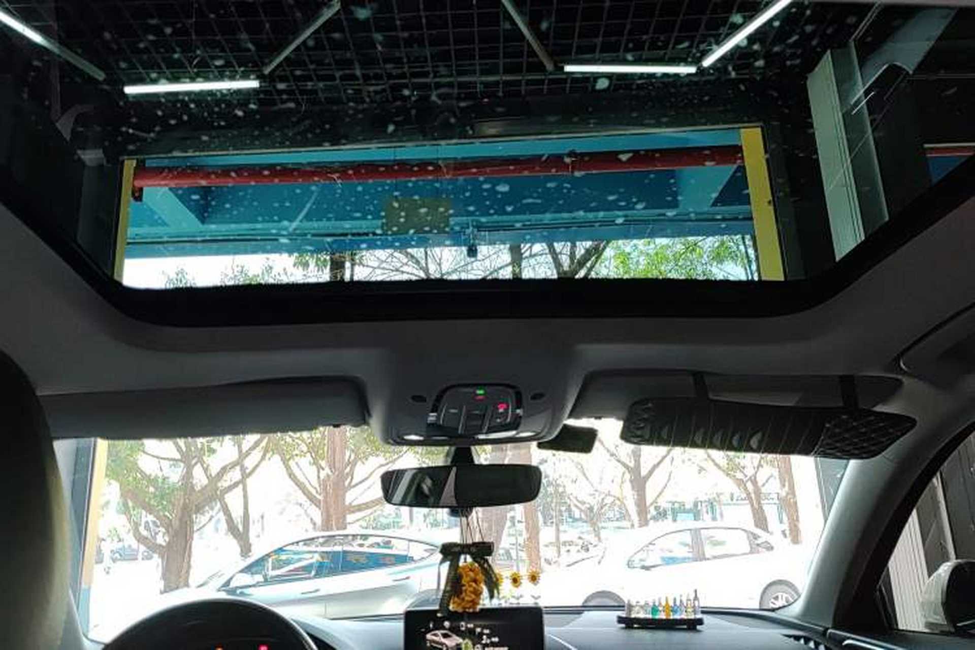 Used Audi A4L 2019 40 TFSI Fashion Edition China VI Emission Standard Headliner