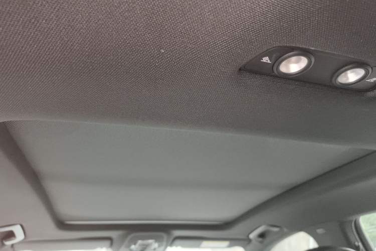 Used Audi A4L 2019 40 TFSI Fashion Edition China VI Emission Standard Headliner