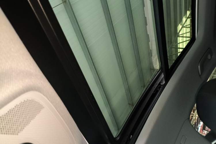 Used Audi A4L 2019 40 TFSI Fashion Edition China VI Emission Standard Headliner