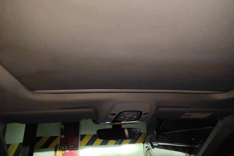Used Audi A4L 2019 40 TFSI Fashion Edition China VI Emission Standard Headliner
