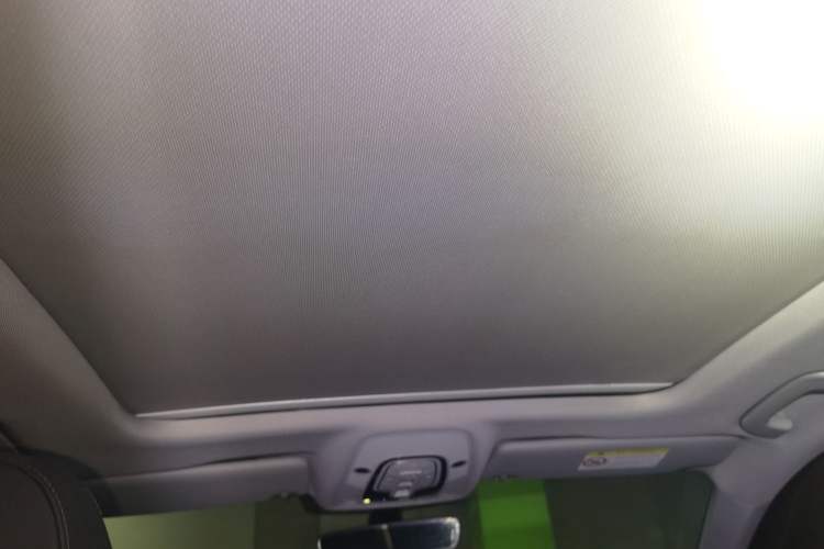 Used Audi A4L 2019 40 TFSI Fashion Edition China VI Emission Standard Headliner