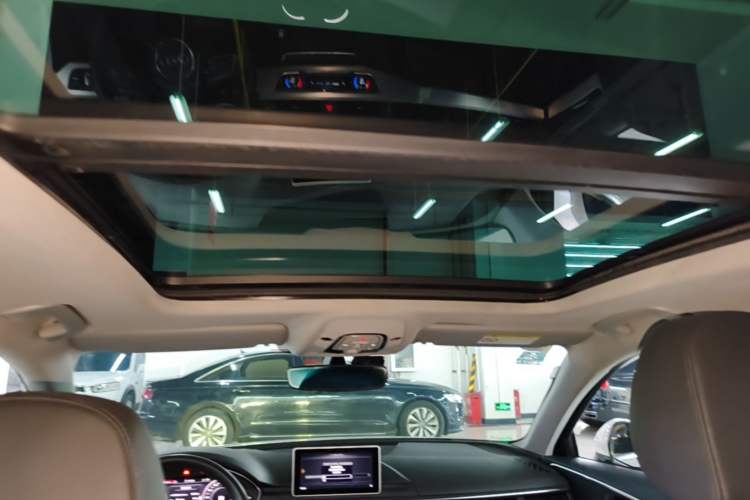 Used Audi A4L 2019 40 TFSI Fashion Version China V Headliner
