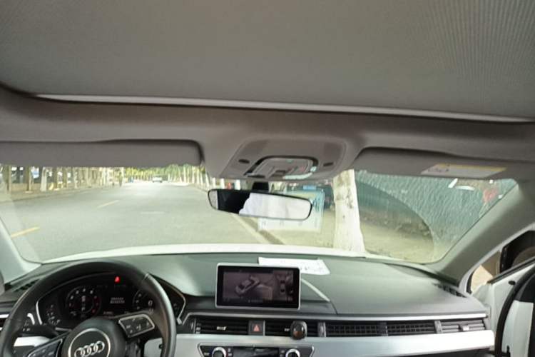 Used Audi A4L 2019 40 TFSI Fashion Version China V Headliner