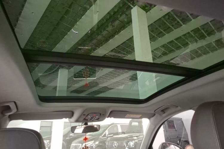 Used Audi A4L 2019 40 TFSI Fashion Edition China VI Emission Standard Headliner